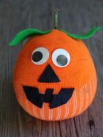 21 Easy Pumpkin Crafts For Kids