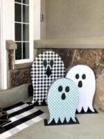 21 DIY Dollar Store Halloween Decorations