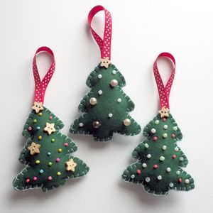 27 DIY Felt Ornaments