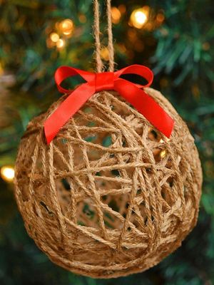 31 DIY Christmas Ornaments