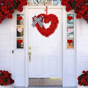 15 Best Valentines Day Wreaths