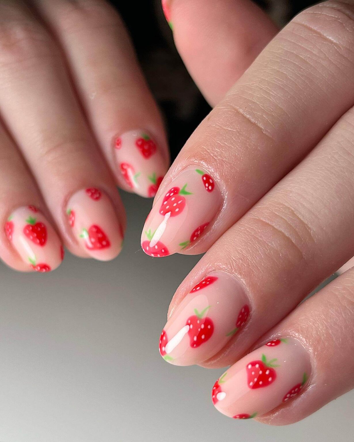 21 Trendy Strawberry Nails - Kiwi & Plums